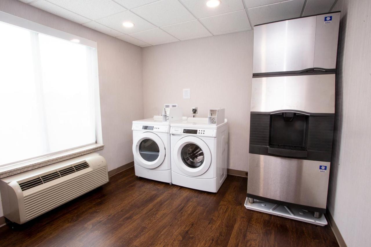Holiday Inn Express Hotel & Suites Bethlehem Airport/Allentown Area By Ihg Bagian luar foto