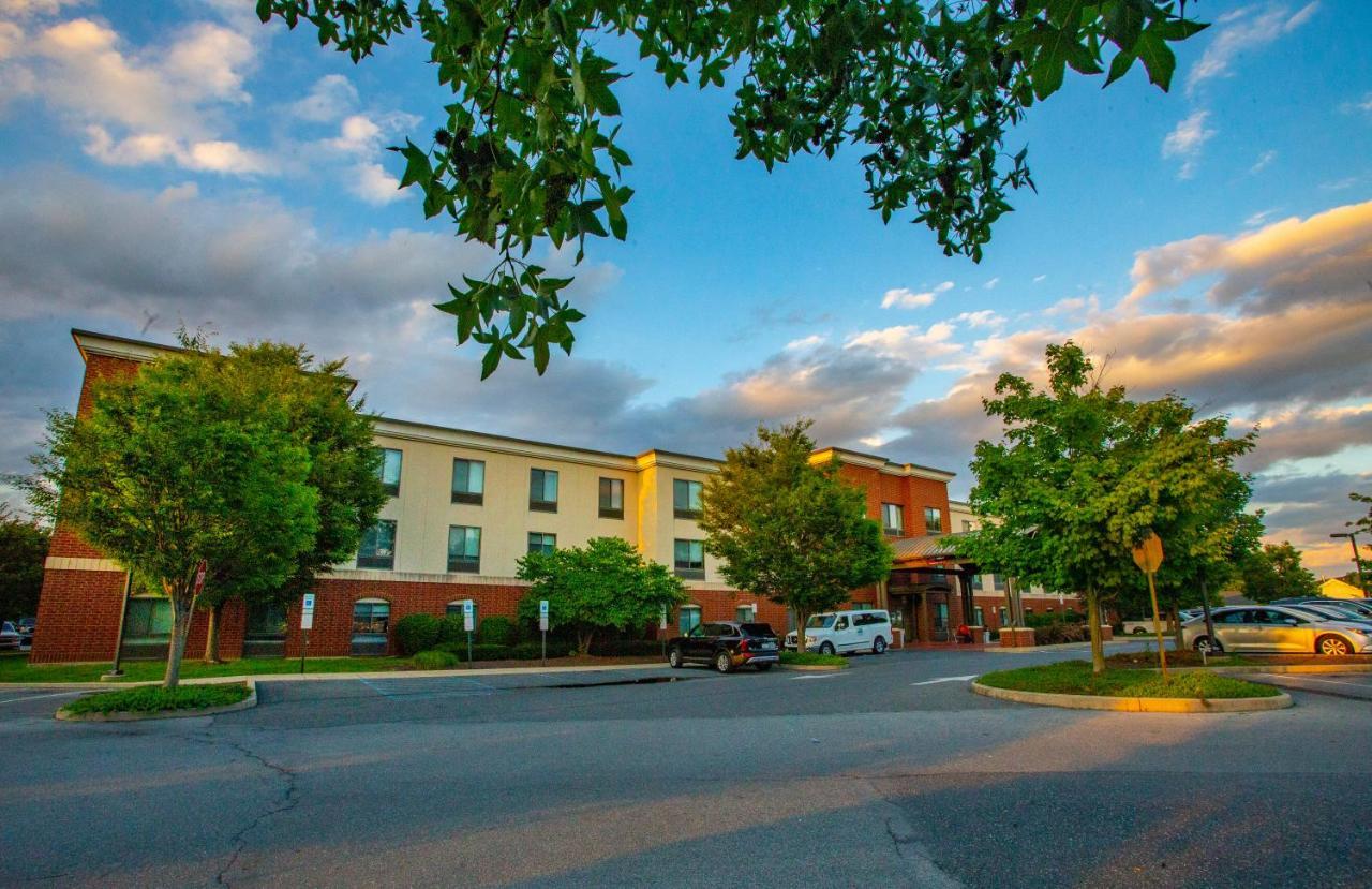 Holiday Inn Express Hotel & Suites Bethlehem Airport/Allentown Area By Ihg Bagian luar foto