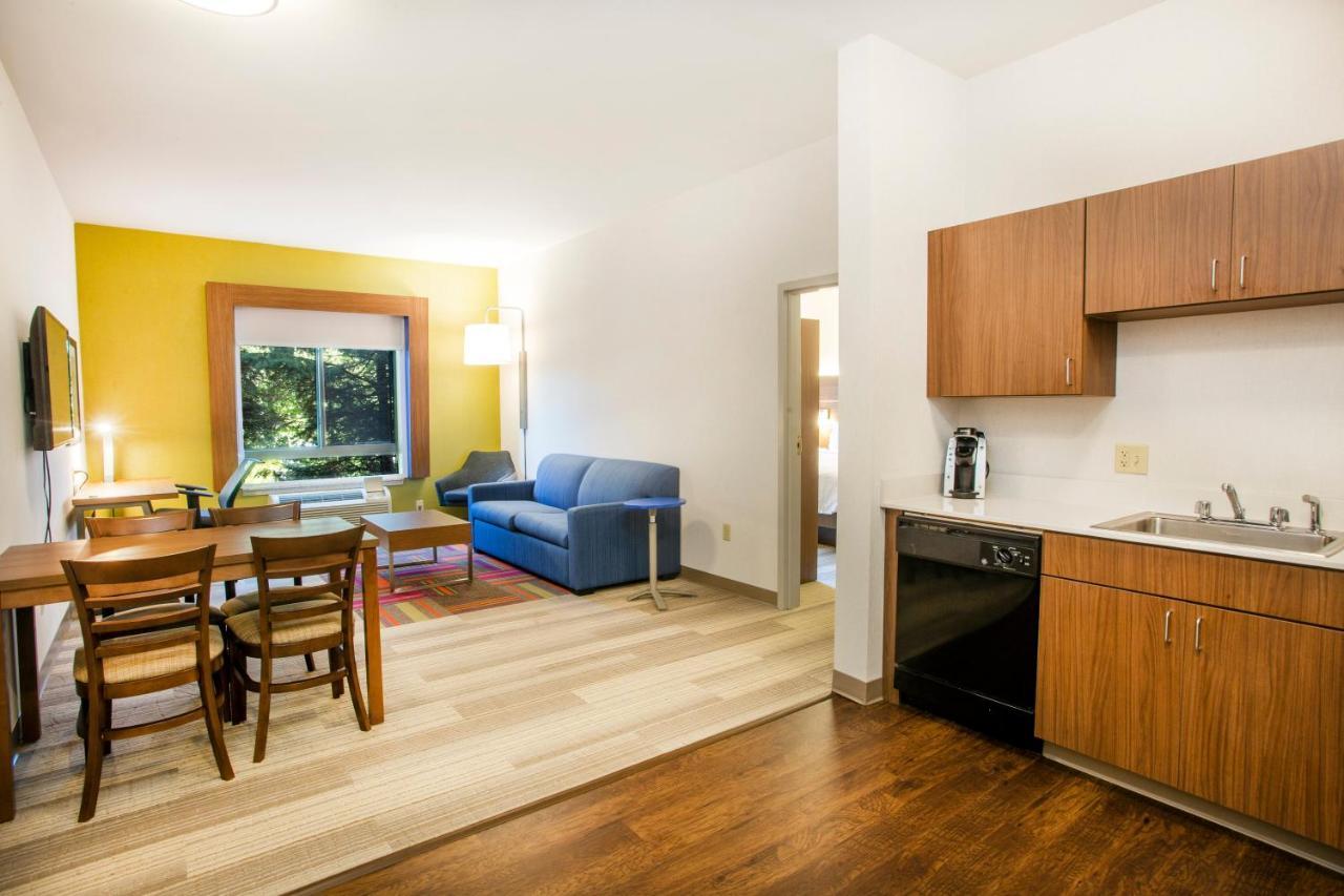 Holiday Inn Express Hotel & Suites Bethlehem Airport/Allentown Area By Ihg Bagian luar foto