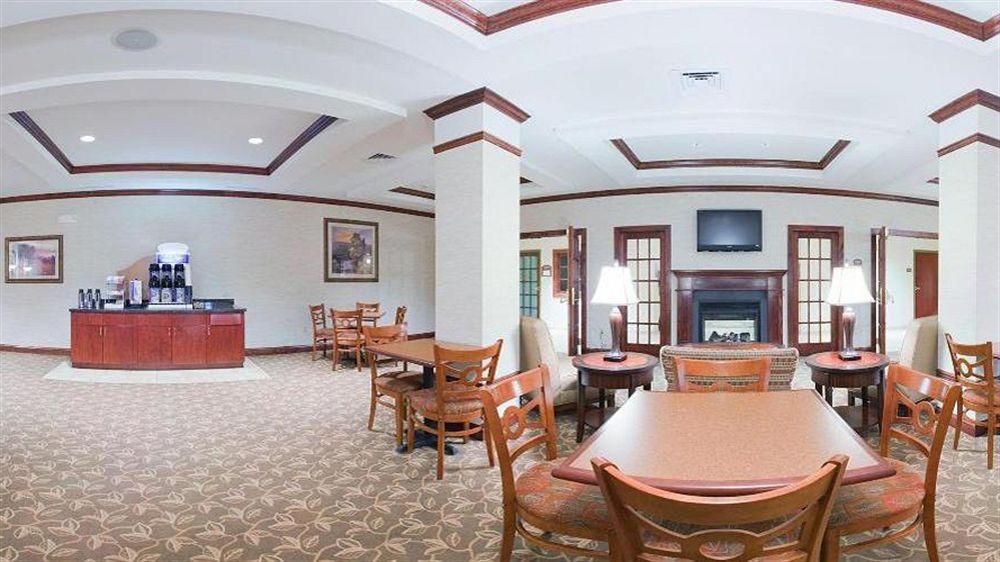 Holiday Inn Express Hotel & Suites Bethlehem Airport/Allentown Area By Ihg Bagian luar foto